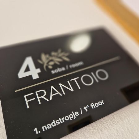 Apartamento House Olive Garden Strunjan Exterior foto