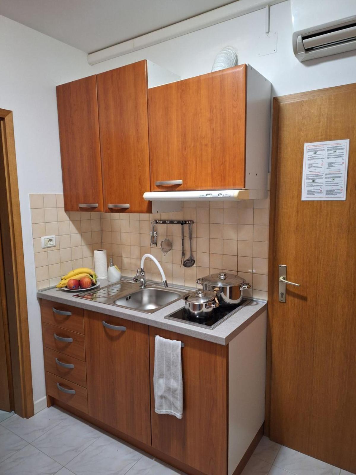 Apartamento House Olive Garden Strunjan Exterior foto
